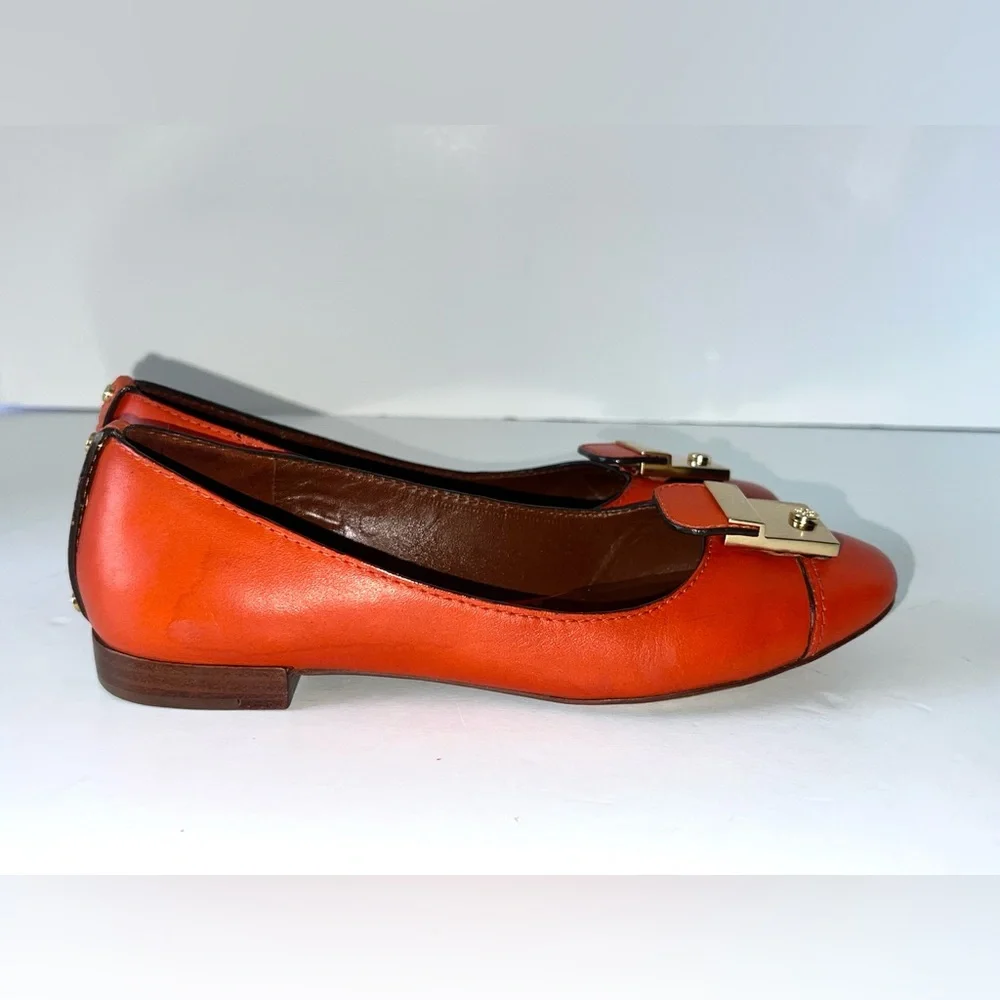 Tory Burch woman’s flat orange shoes size‎ 5